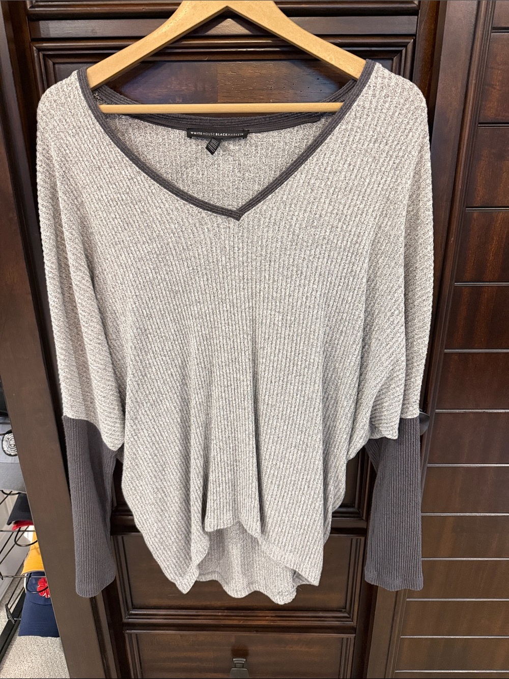 White House Black Market Two-Tone Waffle V-Neck Pullover - Light Gray & Charcoal
